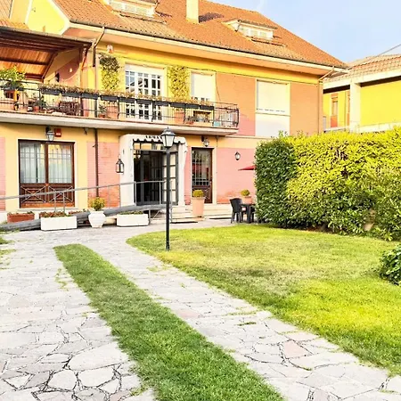 Armando' S Szálloda Sulmona