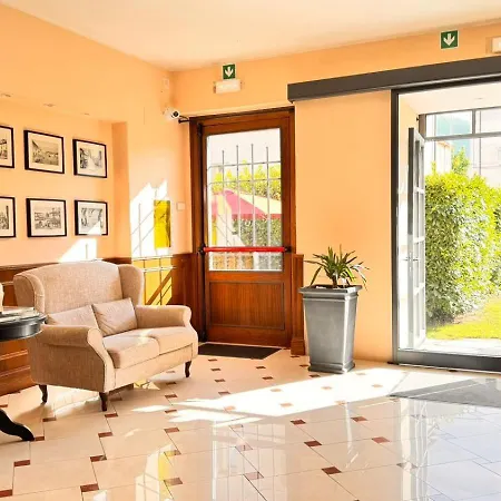 Armando' S Hotel 3*